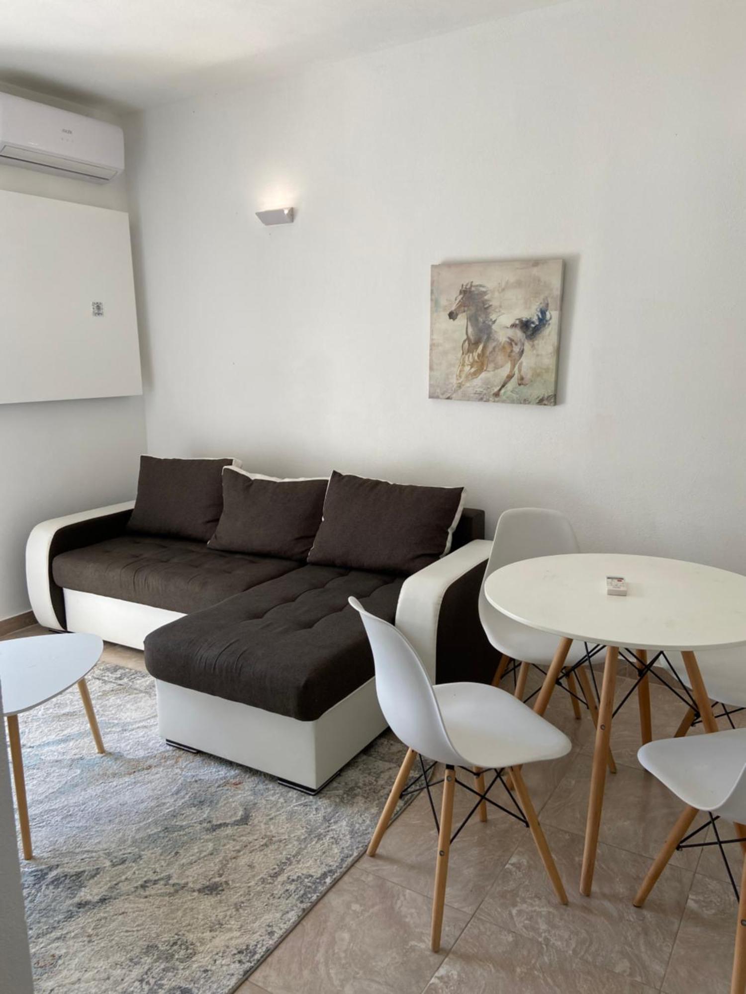 Montebello Inn Apartments Ulcinj Extérieur photo