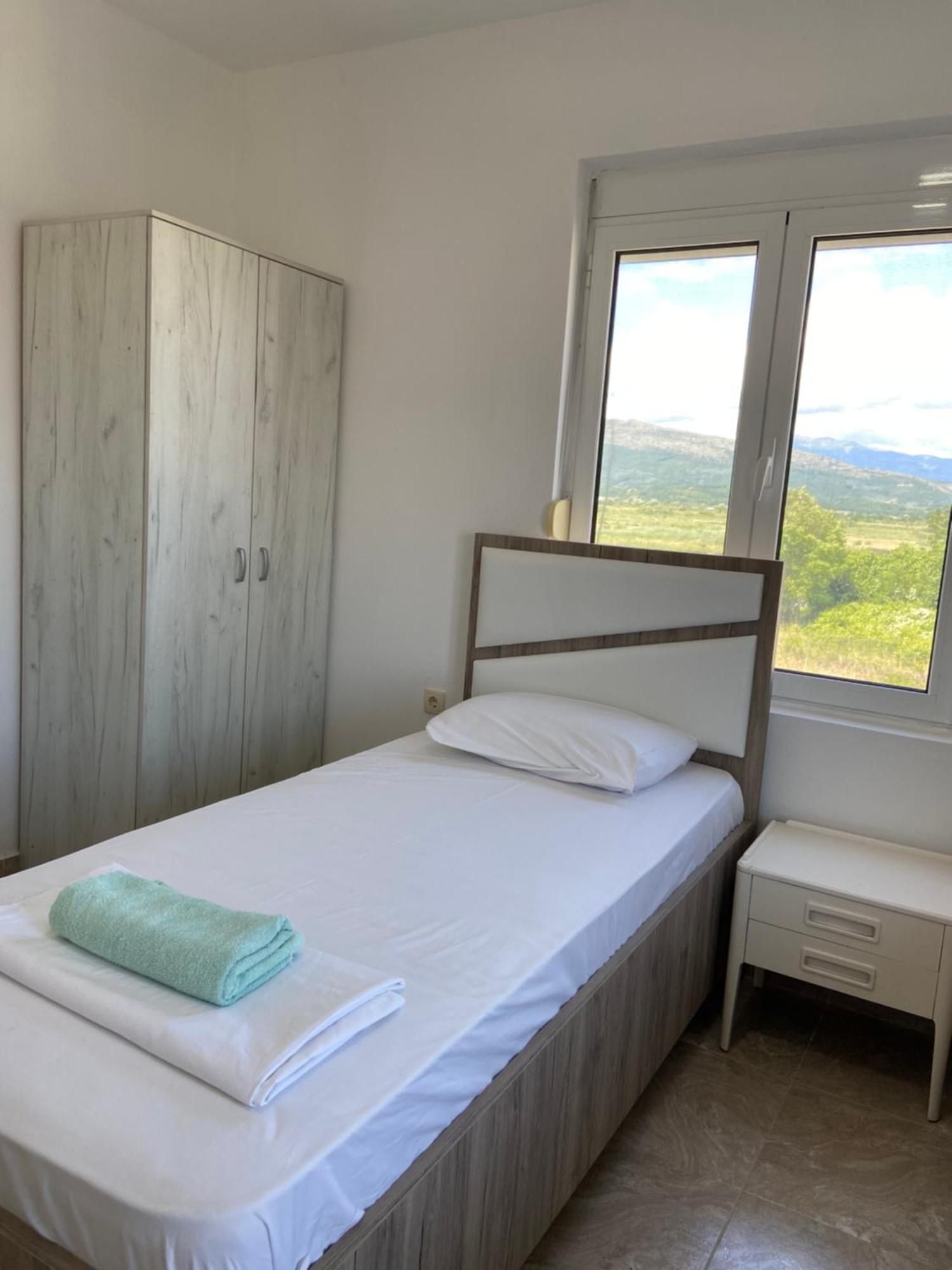Montebello Inn Apartments Ulcinj Extérieur photo