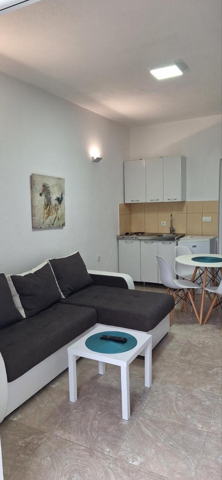 Montebello Inn Apartments Ulcinj Extérieur photo